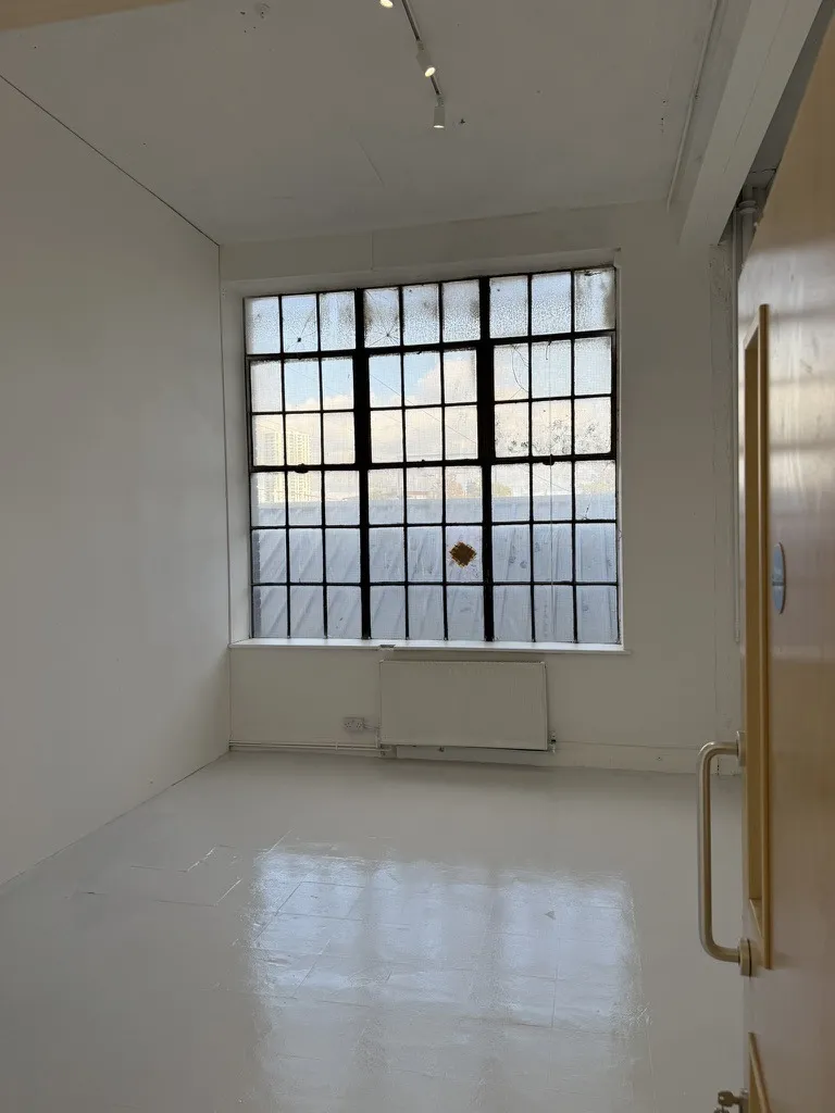 Leonard, a studio workshop at Hone Tottenham