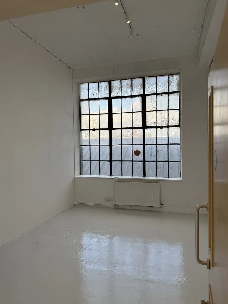 Leonard, a studio workshop at Hone Tottenham
